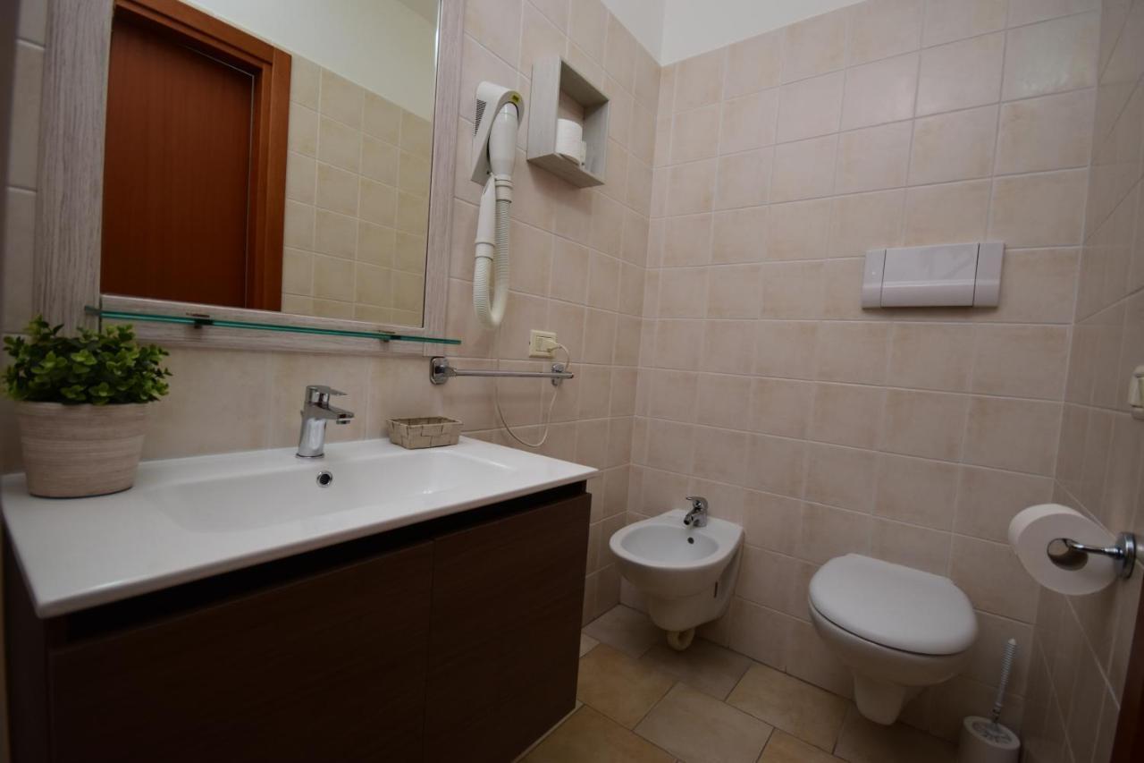 Hotel E Appartamenti La Solaria San Giovanni Rotondo Eksteriør bilde