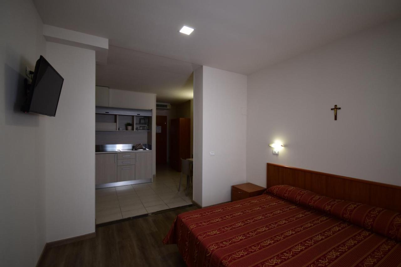 Hotel E Appartamenti La Solaria San Giovanni Rotondo Eksteriør bilde
