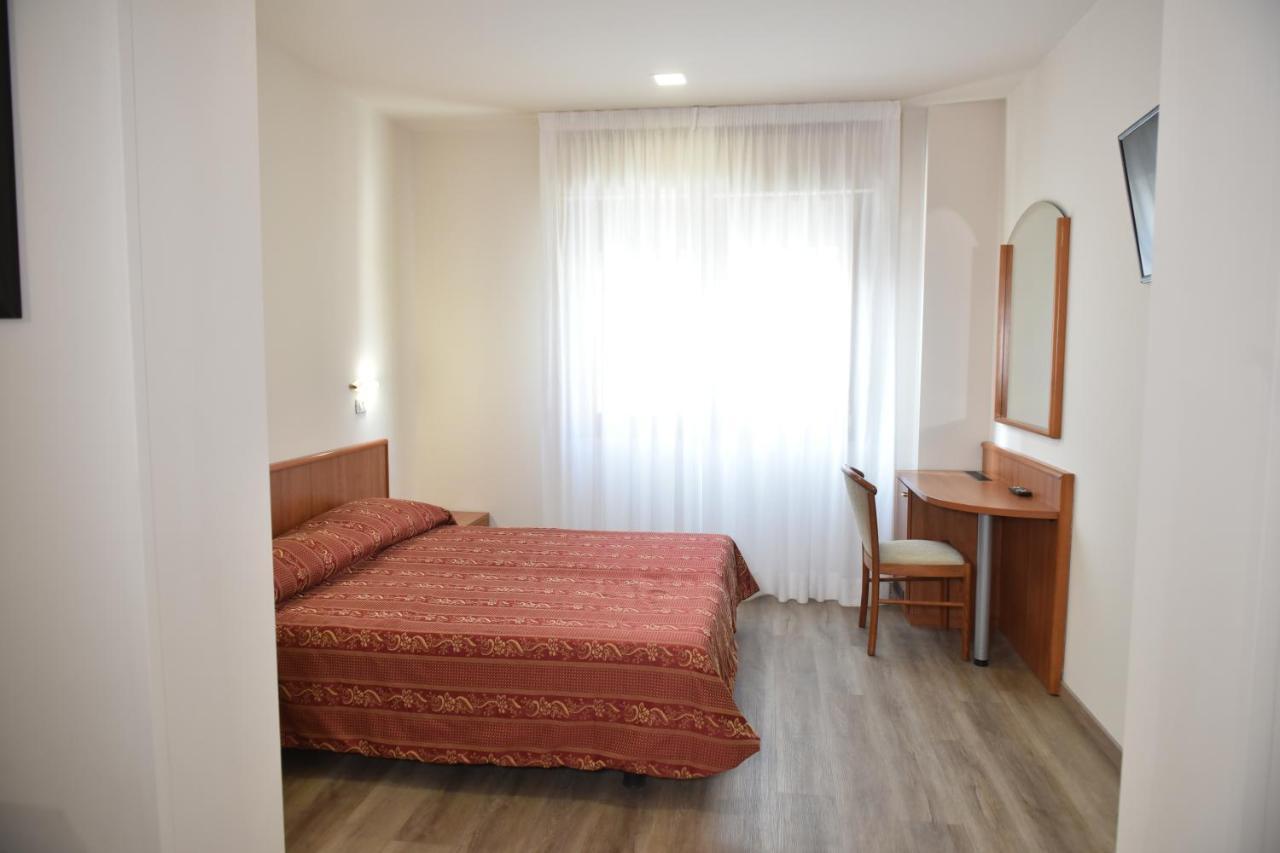 Hotel E Appartamenti La Solaria San Giovanni Rotondo Eksteriør bilde