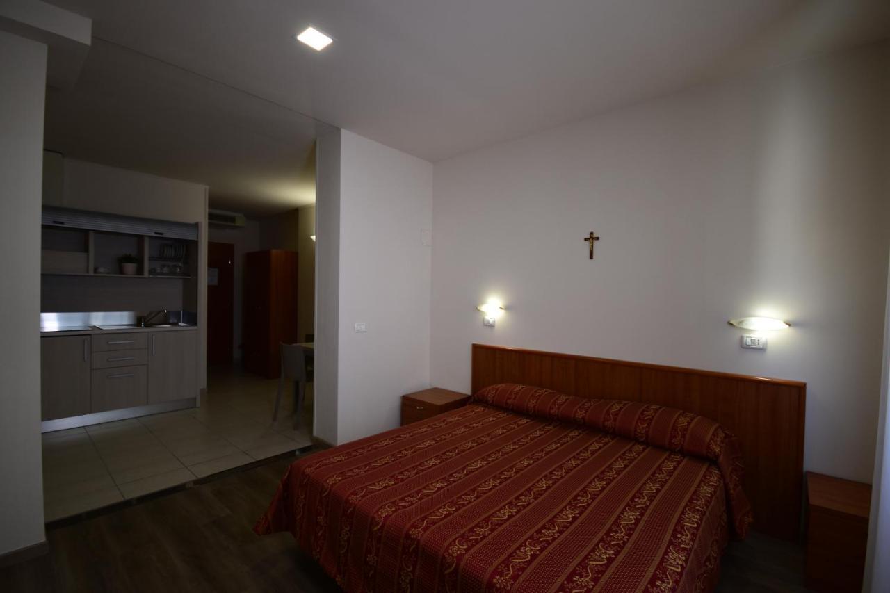 Hotel E Appartamenti La Solaria San Giovanni Rotondo Eksteriør bilde